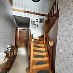 Guest house Le Cedre Gizy